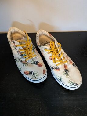 Vans White Canvas Sneakers with Pineapple Print and Yellow Laces